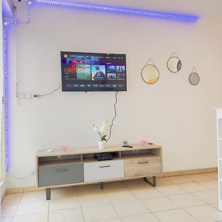 Apartmán Le Petit Oasis Saint-Denis Exteriér fotografie