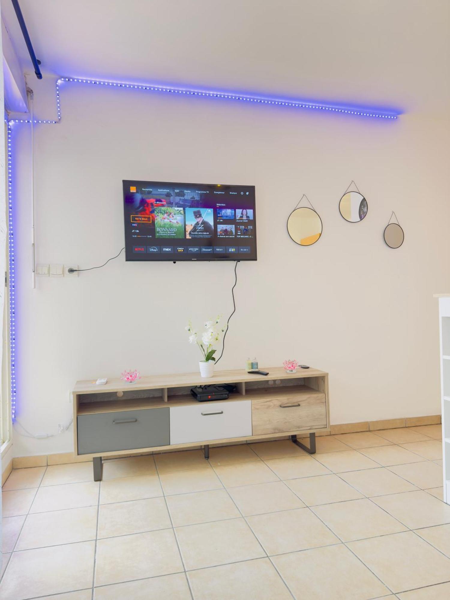 Apartmán Le Petit Oasis Saint-Denis Exteriér fotografie