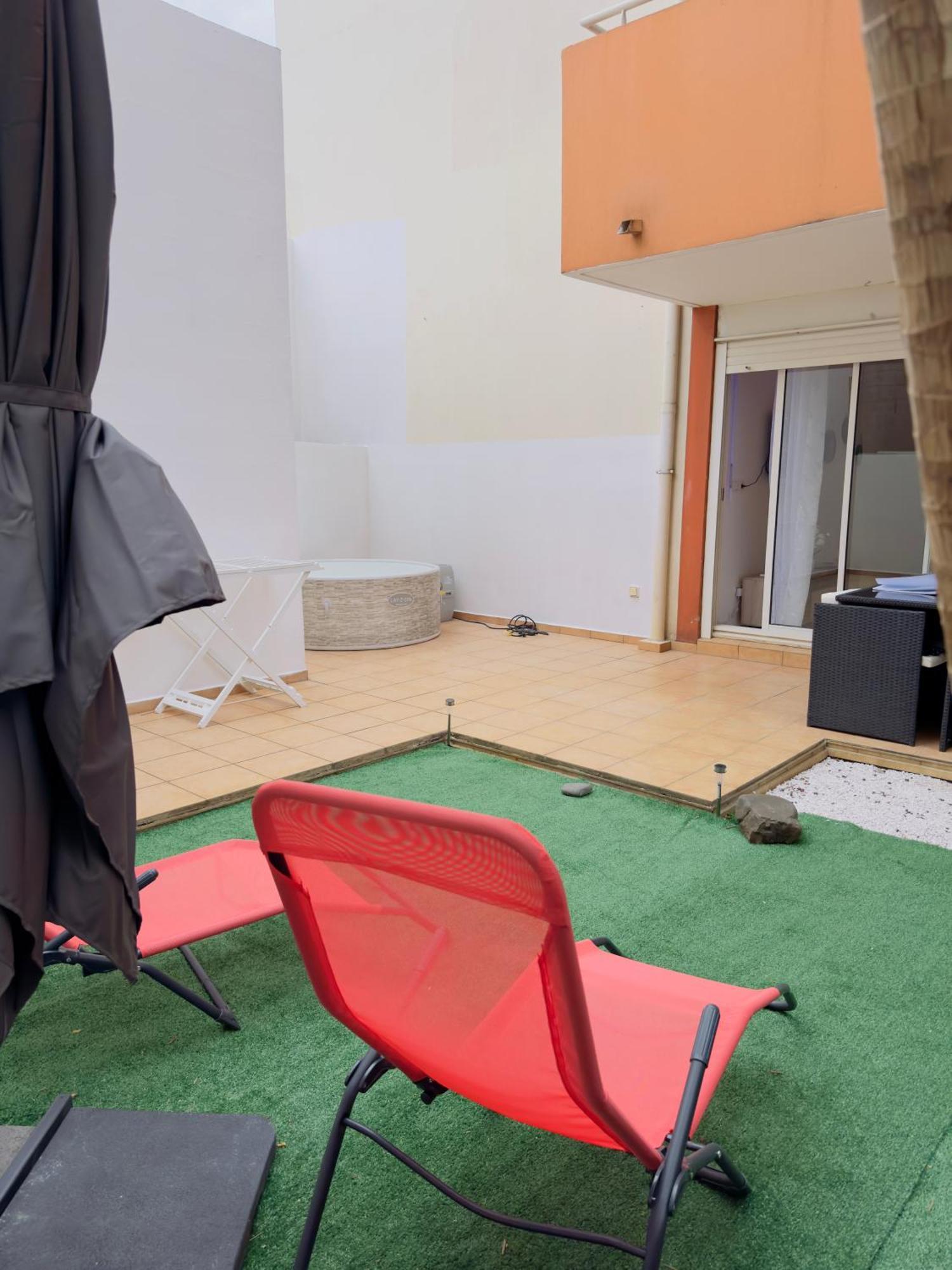 Apartmán Le Petit Oasis Saint-Denis Exteriér fotografie