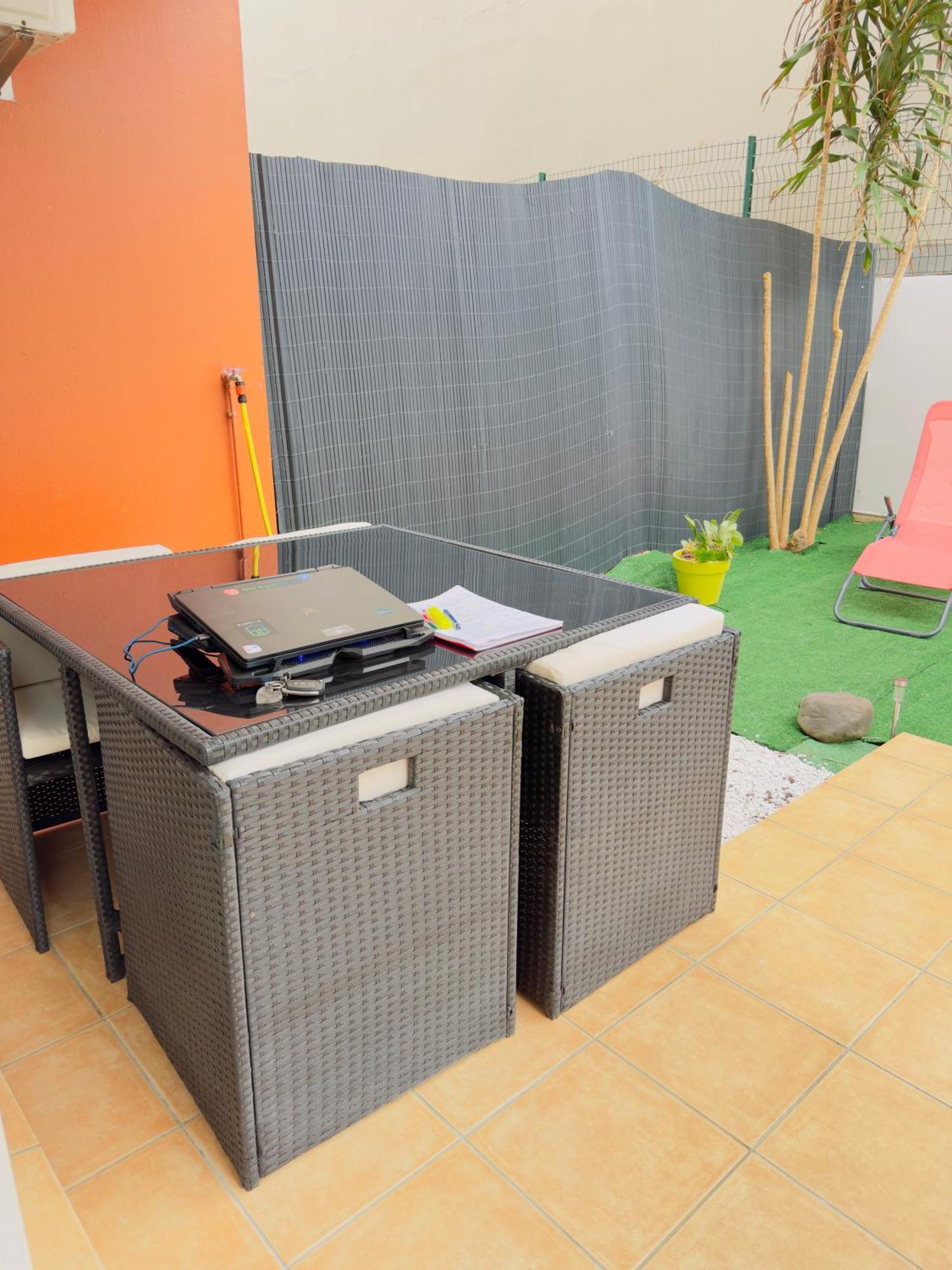Apartmán Le Petit Oasis Saint-Denis Exteriér fotografie